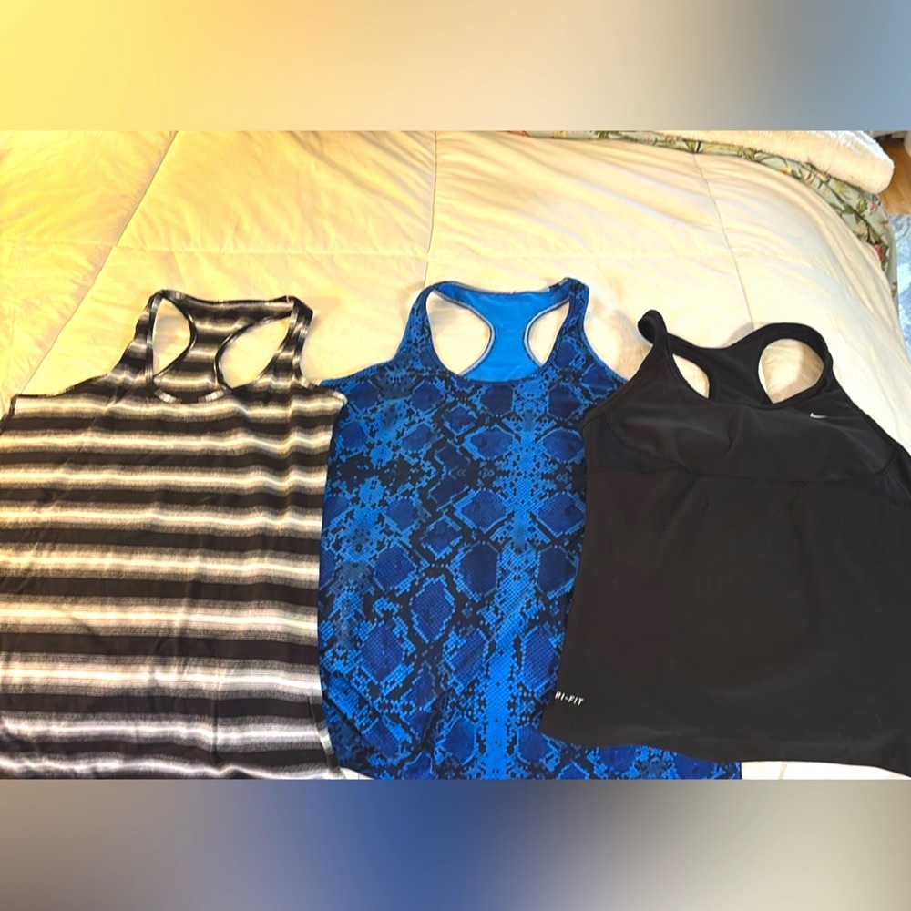 (3)Lululemon and Nike Women's tanks Black, Blue, and Striped Size 10 -